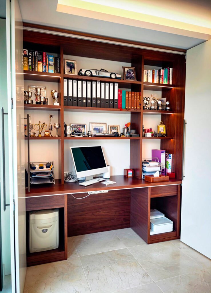 Custom-designed office integrated into a villa on the Costa del Sol | Kubic Design Solutions