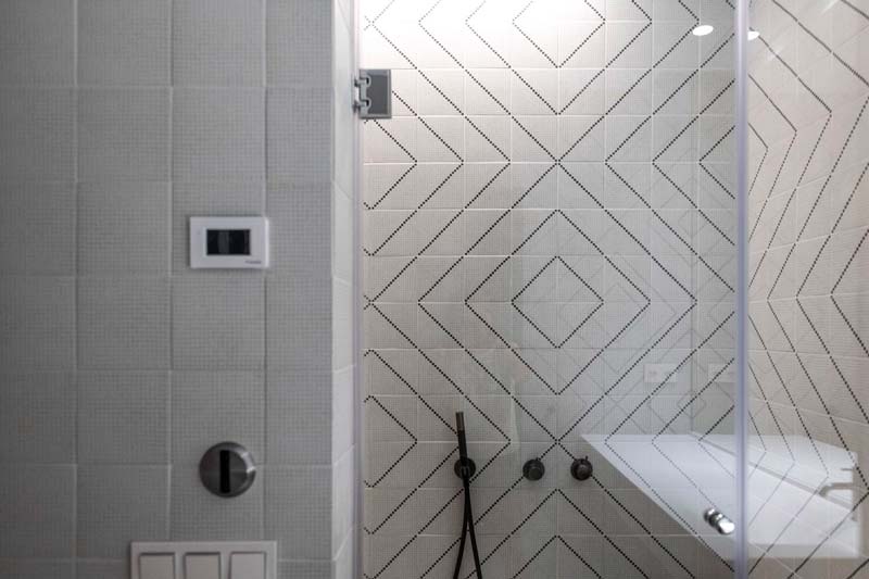 Custom Bathroom Design in Marbella | Kubic Design Solutions